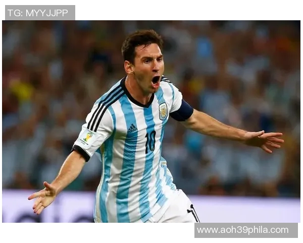 历届足球史上最具影响力的明星球员回顾与传奇故事 历届足球史上最具影响力的明星球员回顾与传奇故事