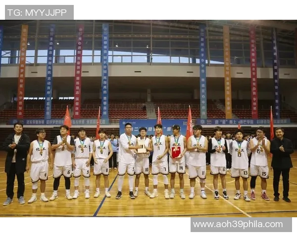 成都篮球队选拔赛精彩点评团队配合与战术执行的完美结合 成都篮球队选拔赛精彩点评团队配合与战术执行的完美结合