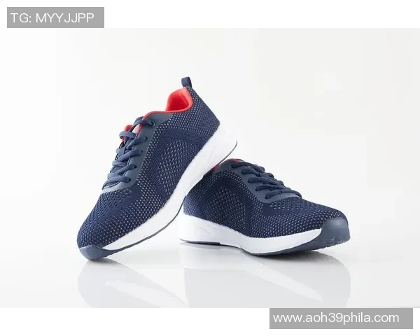 足球明星身高与鞋码的关系探讨及其对运动表现的影响分析 足球明星身高与鞋码的关系探讨及其对运动表现的影响分析